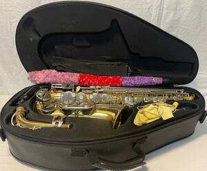 Borg Alto Saxophone with Case w/Yamaha 5C Upgraded Mouthpiece